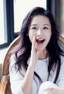 “贴耳发型”引领网红圈新风尚:从摇滚叛逆到时尚标杆