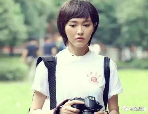 娱乐吃瓜酱：从背影趣闻到圈内秘闻全解析